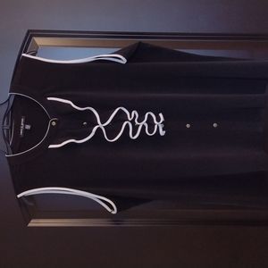 Cable & Gauge Black Button Front Sleeveless Top w/ Ruffles & White Accents